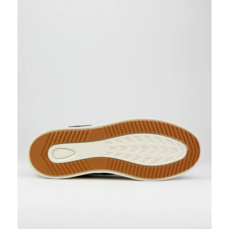 zapatos_de_hombre_coronel_3-60.webp Zapatos de hombre Coronel Tapiocca C048-11